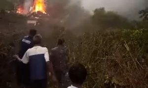 Jatuhnya helikopter latihan di Ciwidey pada Minggu, 28 Mei 2023 dikonfirmasi Kapolresta Bandung Kombes Pol Kusworo Wibowo. Tangkap layar Instagram/@infojawabarat.