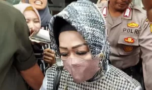 Cek Fakta: Kadinkes Lampung Terbukti Korupsi Rp138 Miliar dan Pura-pura Gangguan Jiwa? Simak Faktanya Kadinkes Lampung, Reihana Wijayanto diisukan resmi ditetapkan sebagai tersangka korupsi Rp138 miliar oleh KPK. ANTARA/Fianda Sjofjan Rassat.