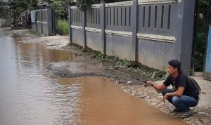 Keberadaan Insfrastruktur di Desa Pangauban, Kecamatan Batujajar, KBB kondisinya sudah rusak parah. Sehingga Perbaikan jalan harus dilakukan.