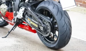 Mau Beli Ban Sepeda Motor? Perhatikan Jenis Compound Berikut!