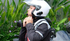 Mengenal Jenis-Jenis Tali Pengunci Helm