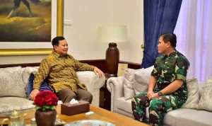 Menhan Prabowo menerima kunjungan silaturahmi Idulfitri Kasal Muhammad Ali di Kertanegara 4 Jakarta Selatan, Senin, 1 Mei 2023.