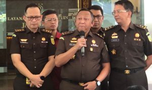 Menteri Komunikasi dan Informasi Johnny Gerard Plate resmi dinyatakan sebagai tersangka oleh Kejaksaan Agung (Kejagung RI)