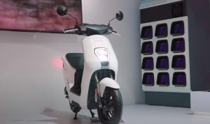 Motor Listrik Honda EM1 e, Bodi Minimalis Bikin Tampil Modis! Motor Listrik Honda/ Tangkap Layar YouTube Welovehonda Indonesia