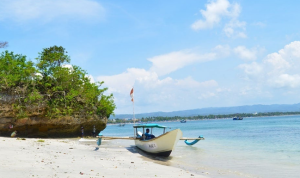 Pesona Wisata Pantai dekat Bandung Tersembunyi