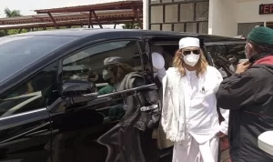 Pengacara Habib Bahar bin Smith, Aziz Yanuar enggan berkomentar mengenai dugaan penembakan yang terjadi pada kliennya. Humas Polda Jabar.