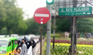 Penutupan Jalan Otista Kota Bogor berimbas terhadap kondisi arus lalu lintas disejumlah titik di persimpangan Kebun Raya