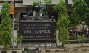 Puluhan kendaraan roda dua (R2) berhasil diamankan oleh jajaran Polsek Klapanunggal, Kabupaten Bogor dari para pelaku pencurian.