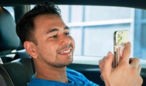 Raffi Ahmad baru-baru ini klarifikasi soal jual pesawat jet pribadi menghebohkan jagat maya, ternyata begini fakta sebenarnya. Instagram/@raffinagita1717.