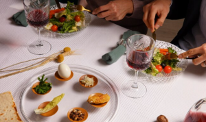 Apa Saja Hal Dasar Mengenai Table Manner? Yuk, Simak!