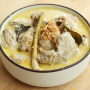 Resep Opor Ayam Susu Ala Devina Hermawan, Gurih dan Lezat!/Foto: Tangkapan Layar YouTube (Devina Hermawan)
