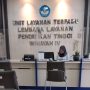 Sebanyak 5 perguruan tinggi di Jawa Barat dicabut izin operasional oleh Kemendikbudristek karena dianggap melakukan pelanggaran