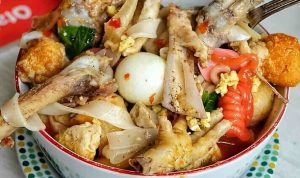 Rekomendasi Kuliner Pedas Bandung yang Viral di TikTok/Foto: Instagram (seblaksultan)