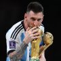 Sosok Lionel Messi dalam laga FIFA Match Day 2023 tengah menjadi perbincangan hangat di Indonesia, bahkan diungkap oleh media Argentina. library.sportingnews.com