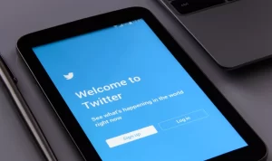Ilustrasi. Twitter akan memiliki fitur baru yang dinilai bisa saingi WhatsApp, soal fitur tersebut sempat diumumkan oleh Elon Musk. Pixabay/PhotoMIX-Company.