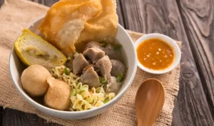 Kuliner Bakso Bandung Terenak dan Legendaris Serta Daftar Harganya