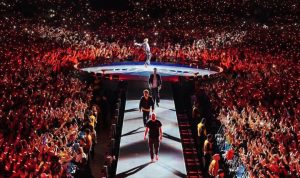 Diduga nomor HP personil Coldplay teresebar di media sosial (medsos) hingga mendapatkan reaksi kocak dari netizen. Instagram/@coldplay.