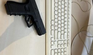 Airsoftgun yang digunakan pelaku penembakan di Kantor Pusat MUI