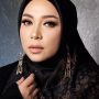 Lirik Lagu Denting – Melly Goeslaw