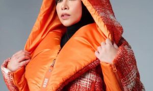 Lirik Lagu Ketika Cinta Bertasbih – Melly Goeslaw
