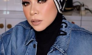 Lirik Lagu Tentang Dia – Melly Goeslaw Feat Evan Sanders Lirik Lagu Tentang Dia – Melly Goeslaw Feat Evan Sanders