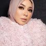 Lirik Lagu Catatanku – Melly Goeslaw, Berikut Maknanya!