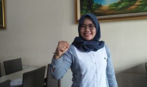 Jadi Bacaleg, Santi Nur Sadiman Ingin Perjuangkan Sektor Ekonomi dan Pendidikan Masyarakat Jadi Bacaleg, Santi Nur Sadiman Ingin Perjuangkan Sektor Ekonomi dan Pendidikan Masyarakat / Sandika Fadilah Jabar Ekspres