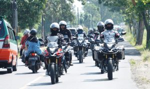 DAM Ajak Konsumen Rasakan Fitur dan Performa Terbaik dari Honda CB150X dan Honda ADV160 DAM kembali mengajak seluruh peserta untuk menguji ketangguhan dari Honda ADV160 dan Honda CB150X dengan menempuh jarak 75 km.
