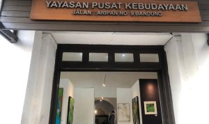 Yayasan Pusat Kebudayaan, Gedung Bersejarah Penuh Perjuangan