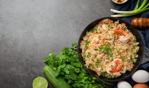 Cara Buat Nasi Goreng Kekinian, Sehat, dan Rendah Kalalori, Cocok Untuk yang Lagi Diet!