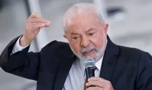 Lula Declines Putin's Invitation to Attend Economic Forum in Russia