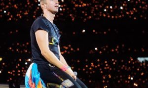 Chris Martin Ternyata Hanya Makan Sekali dalam Sehari, Alasannya Mencengangkan!