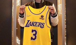 Suga BTS Hadir Dalam Pertandingan semifinal Warriors vs Lakers