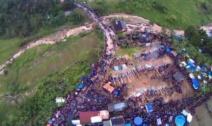 Adu Kuluwung Sukamakmur: Merawat Tradisi Lima Tahun Sekali Adu Kuluwung Sukamakmur: Merawat Tradisi Lima Tahun Sekali / Foto Sandika Fadilah