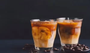 Resep dan Cara Buat Kopi Gula Aren Seperti di Kafe