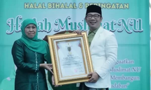 Bangga! Desain Masjid Raya Islamic Center Jatim, Ridwan Kamil Dapat Penghargaan Jer Basuki Mawa Beya Bangga! Desain Masjid Raya Islamic Center Jatim, Ridwan Kamil Dapat Penghargaan Jer Basuki Mawa Beya