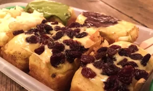 Kue Balok Paling Enak di Bandung, Harga Murah dan Rasa Surga! Kue Balok Paling Enak di Bandung, Harga Murah dan Rasa Surga!