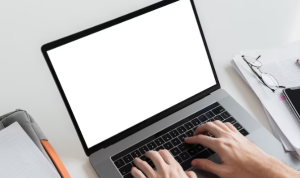 Tips Mengatur Kecerahan Layar Laptop agar Mata Lebih Nyaman