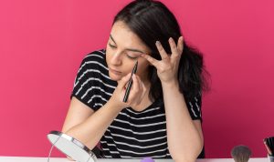 Cara Menggunakan Eyeliner Cair bagi Pemula yang Baru Belajar Makeup