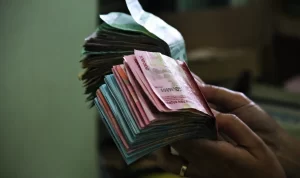 Jika Terlanjur Terjerat Pinjol Ilegal, Benarkah Pinjaman Tak Usah Dibayar? pinjol ilegal
