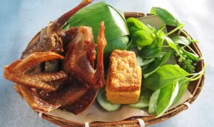 Inilah Salah Satu Kuliner Bandung Paling Ikonik, Nasi Timbel Si Penggugah Selera Tiada Dua! Inilah Salah Satu Kuliner Bandung Paling Ikonik, Nasi Timbel Si Penggugah Selera Tiada Dua!