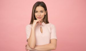Edit Ubah Foto Cewek atau Cowok Tren TikTok Pakai FaceApp, Ini Caranya Ilustrasi Cara Edit Cewek atau Cowok di Aplikasi FaceApp/ Pexels/ Moose Photos