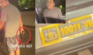 Viral Pria Tambun Mobil Polisi 10011-VII Acungkan Pistol ke Pengendara Mobil, Warganet: Babi Guling! Viral Pria Tambun Mobil Polisi 10011-V11 Acungkan Pistol ke Pengendara Mobil, Warganet: Babi Guling!