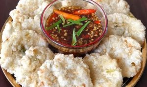 Cirang, salah satu Jajanan Khas Bandung favoit anak-anak.