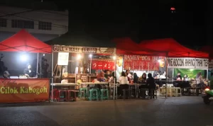 Pusat Wisata Kuliner Bandung di Malam Hari yang Patut Dikunjungi! Pusat Wisata Kuliner Bandung di Malam Hari yang Patut Dikunjungi!