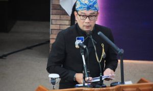 Gubernur Jawa Barat, Ridwan Kamil saat berpidato di Gedung DPRD Kota Bogor. (YUDHA PRANANDA/JABAR EKSPRES)