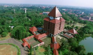 Ada 5 Perguruan Tinggi dengan jurusan kedokteran terbaik di Indonesia bahkan ada yang sudah berdiri sejak tahun 1948. vse.apru.org