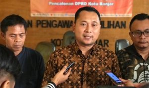 Waduh! Bawaslu Temukan 930 Orang Sudah Meninggal di Kota Banjar Tecatat di DPT, Kok Bisa? Bawaslu Kota Banjar, mencatat ada 930 orang yang sudah meninggal dunia masih terdata sebagai Daftar Pemilih Tetap (DPT) pemilu 2024.