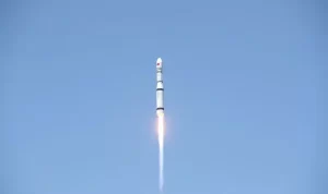 China Kembali Luncurkan Roket ke Luar Angkasa untuk Tempatkan Satelit Eksperimen China Kembali Luncurkan Roket ke Luar Angkasa untuk Tempatkan Satelit Eksperimen
