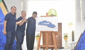 Wakil Gubernur Jawa Barat Uu Ruzhanul Ulum secara resmi mengumumkan kegiatan Cycling de Jabar yang akan digelar Juli 2023 mendatang.